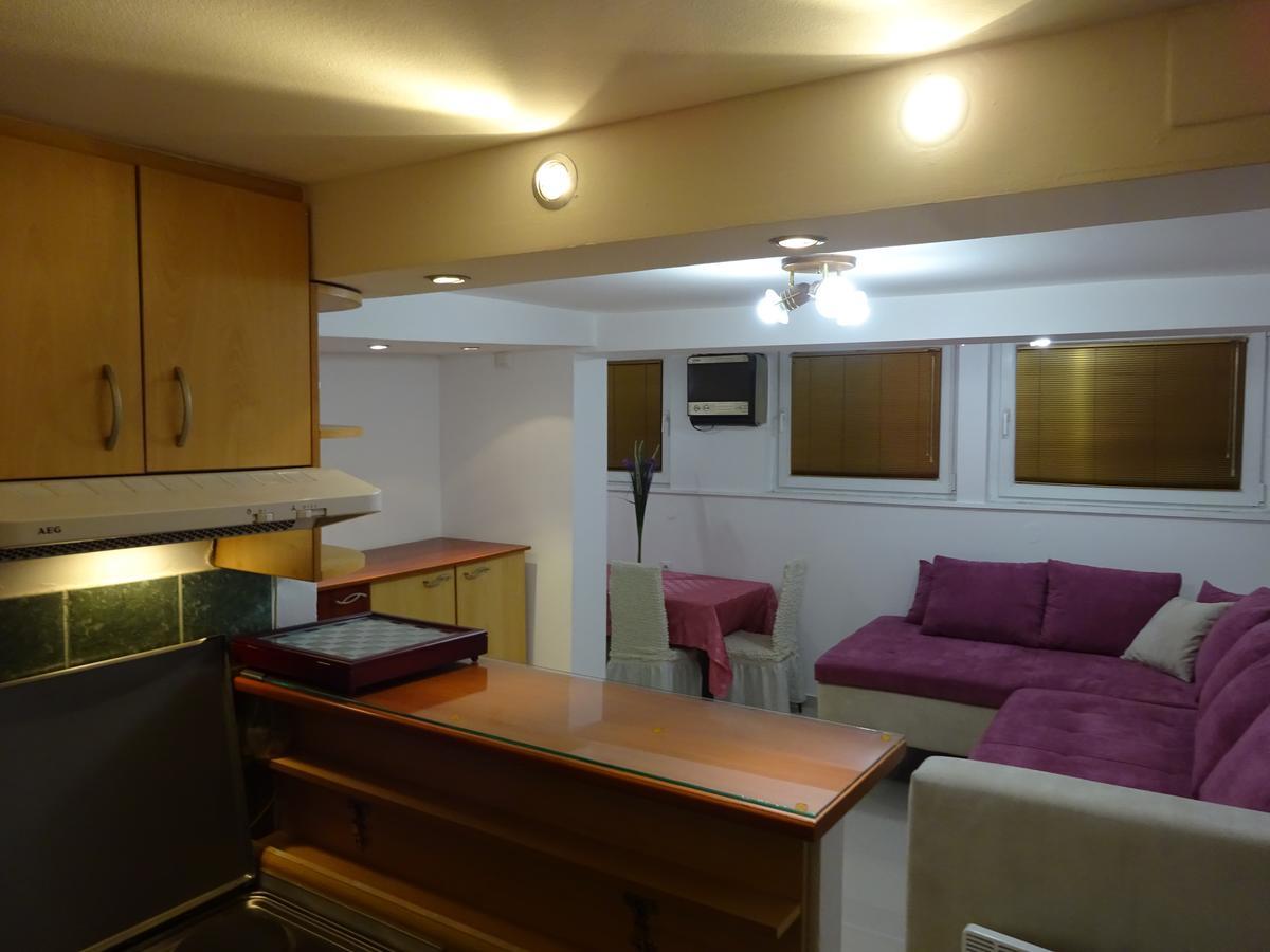 Jasmin White Apartment Скопье Экстерьер фото