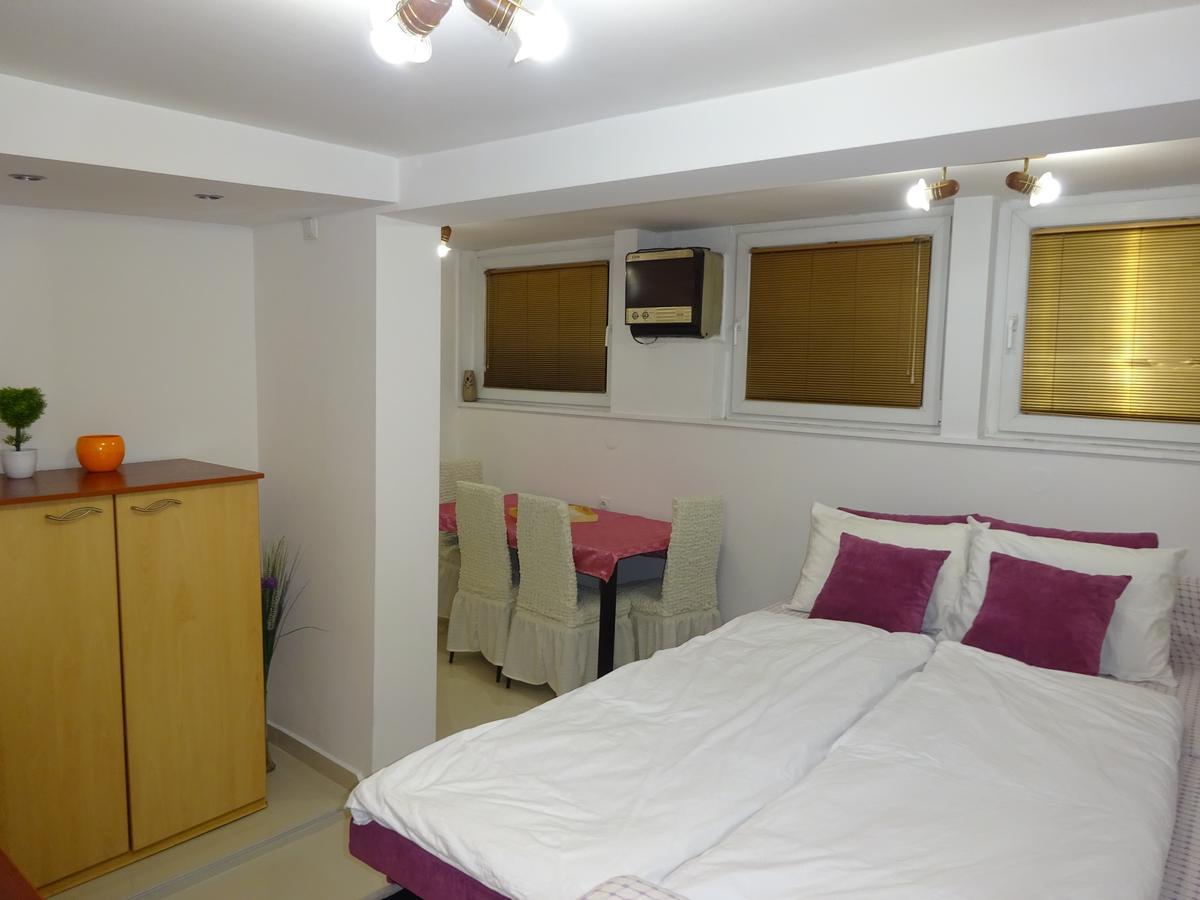 Jasmin White Apartment Скопье Экстерьер фото
